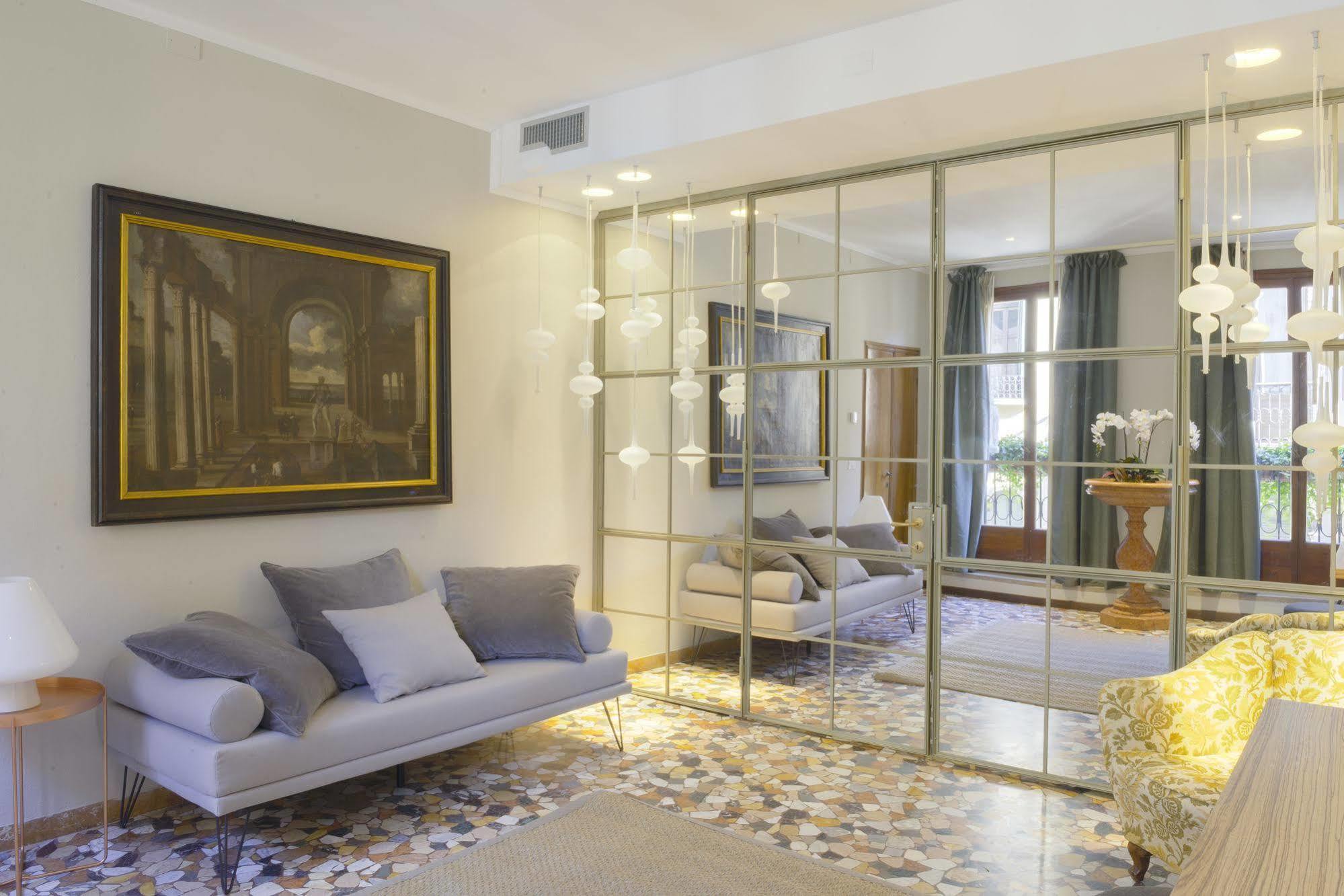 Joseph Apartments Venecia Exterior foto